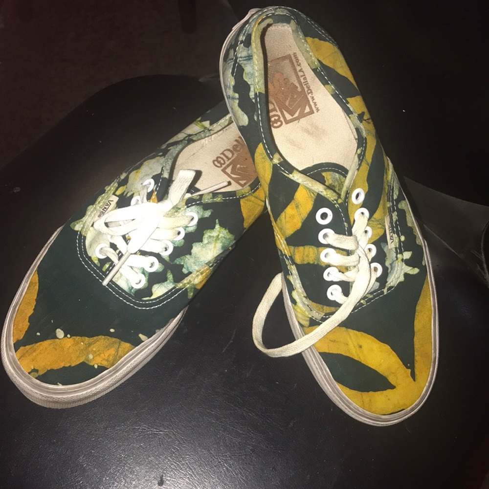 Multi color vans men’s 7.5 GUC